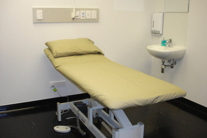 Fitted Sheet - Plain